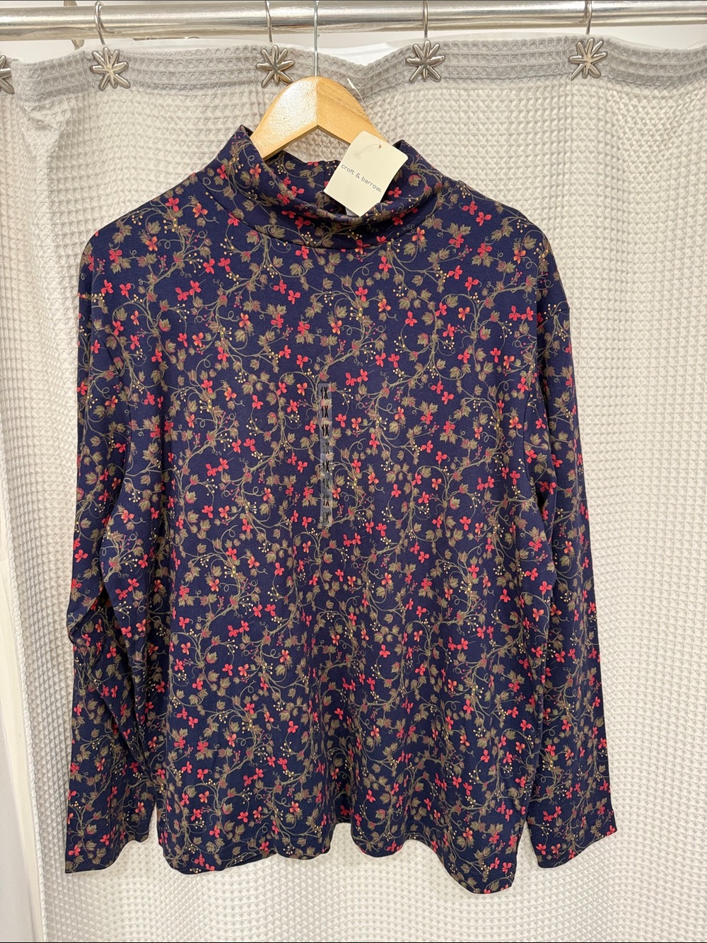 croft & barrow Navy Floral Mock Neck Long Sleeve Top